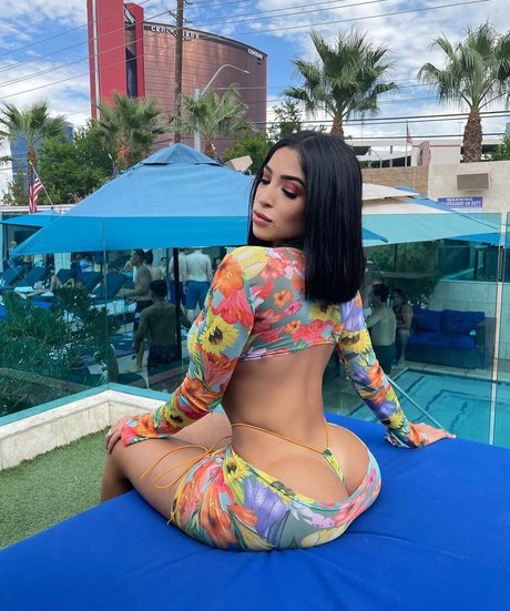 thaliamcix sex star photos