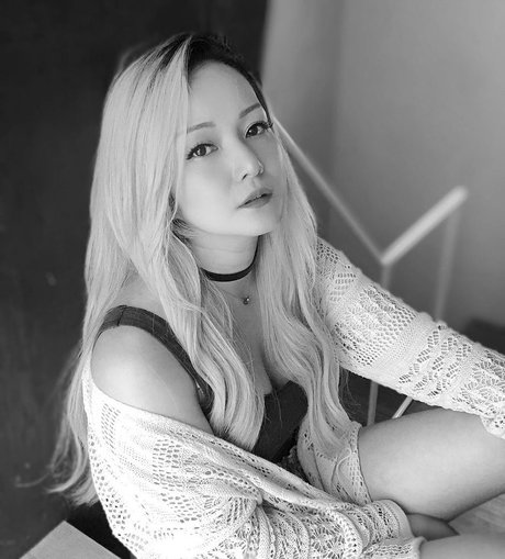 Reina Scully perfect star pics