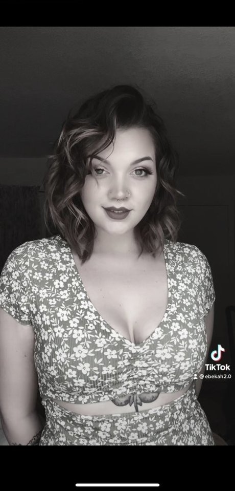 huge tits milf onlyfans xxx pictures