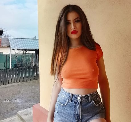 Coanda Mihaela adult model pictures