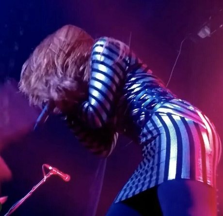 big tits nurse onlyfans top gallery