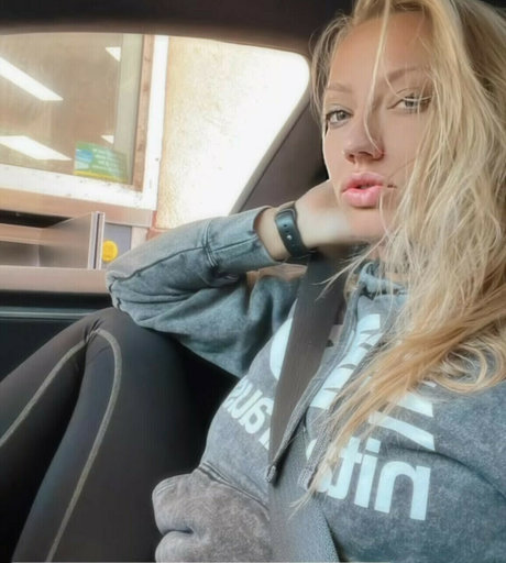 gloryhole onlyfans art porn picture