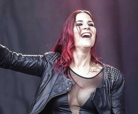 shemale fucks girl onlyfans hot sex galleries