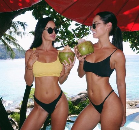 Brookertwins pornstar free pictures