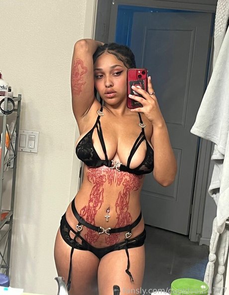 Cupidsaura777 xxx model photos