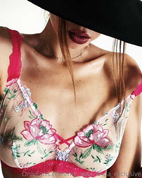 tall onlyfans nude image