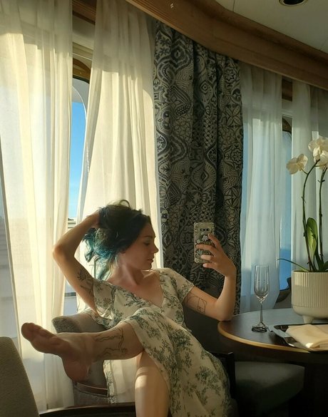 Juniperwoodsy pornstar sexy picture