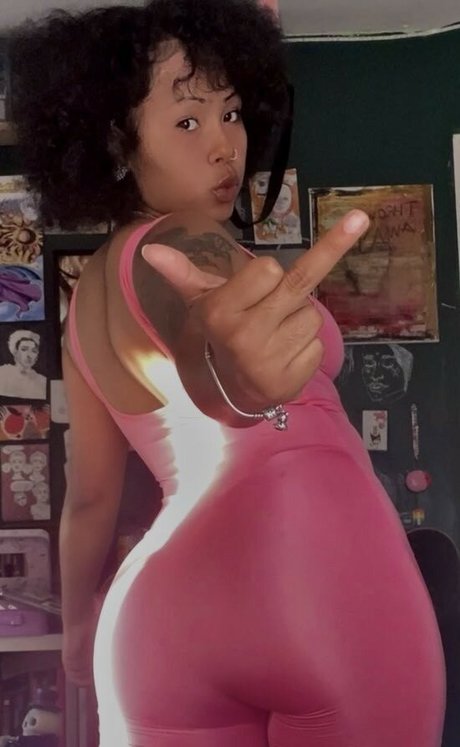 naked milf onlyfans top pics