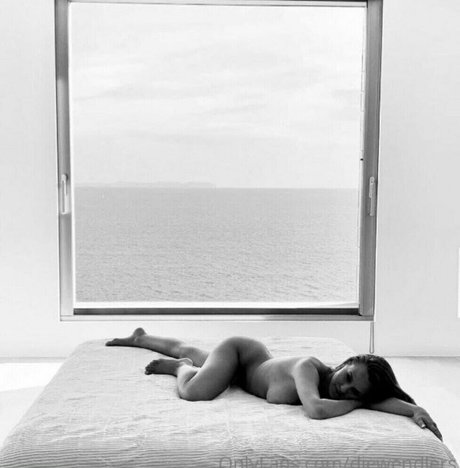 Laura Mueller beautiful pornstar pictures