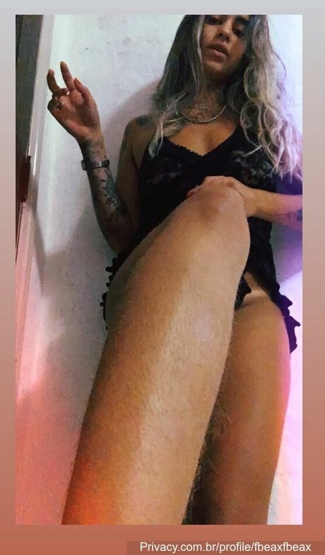 Fbeax model erotic photos