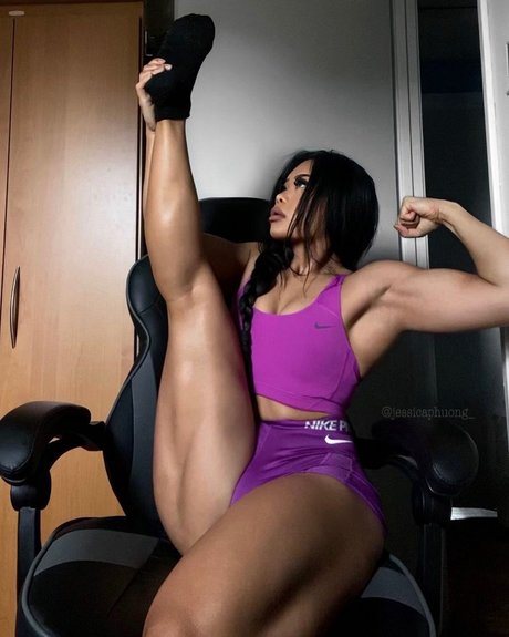 Jessica Phuong sexy star photo