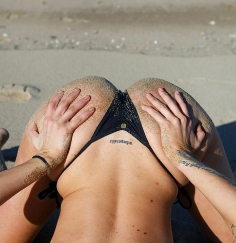 chubby babe onlyfans free nude gallery