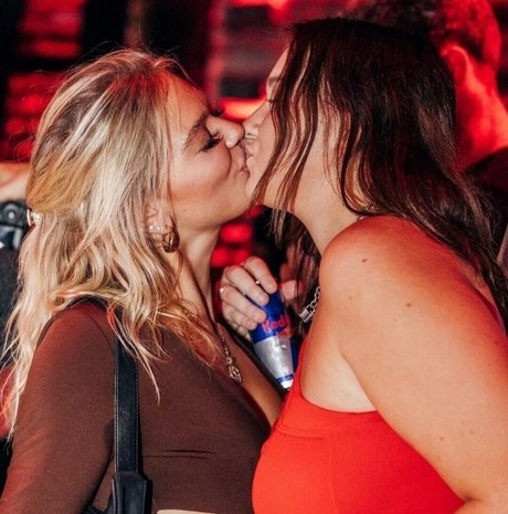 summer trans onlyfans pornographic picture