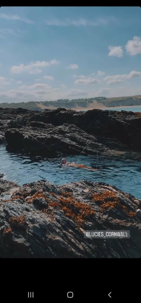 Lucie Donlan porn model pictures