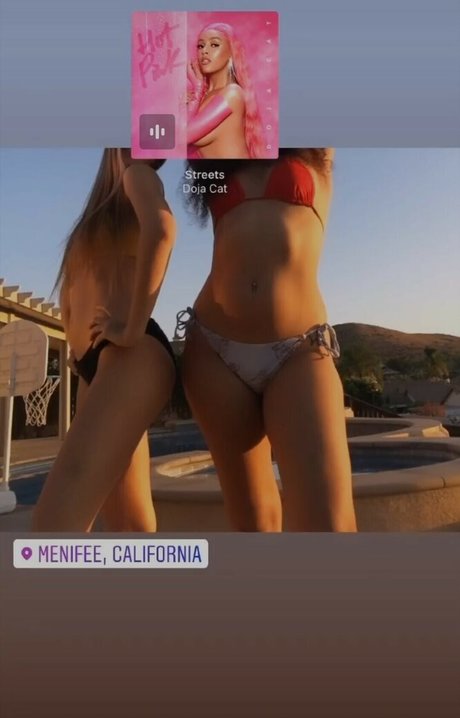 ASMR Lia pornographic model picture