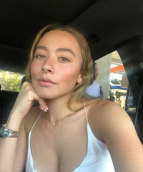 Jessica De La Cruz naked pornstar pic