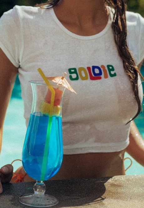 Bregje Heinen exclusive pornstar photos