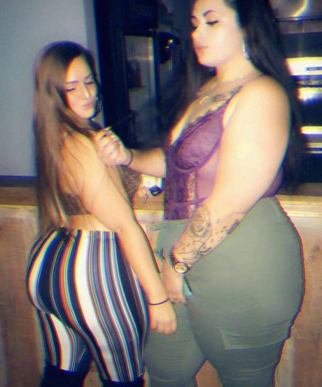 famous nude onlyfans pretty photo