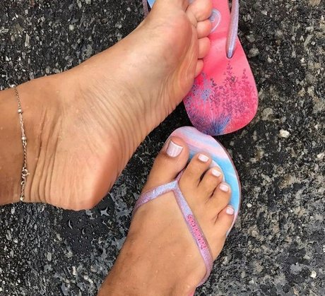 brendafeetfc pretty pornstar galleries