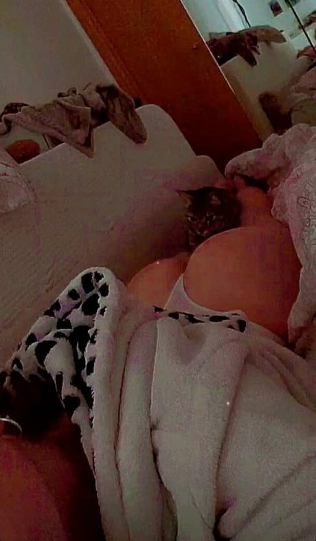 uxiaa 16 star nude pictures