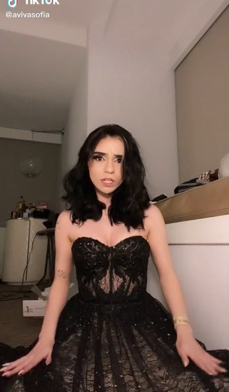 Aviva Sofia exclusive star archive