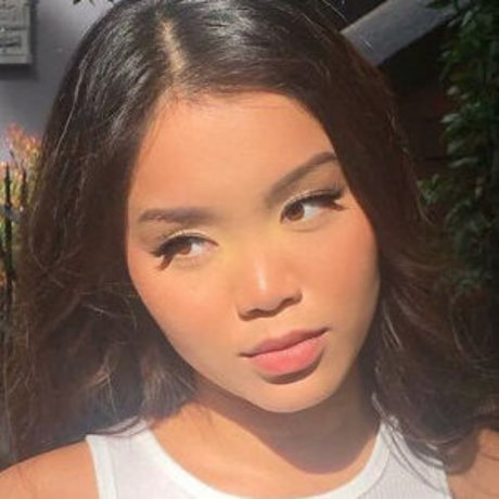 Nhu Dinh model nice img