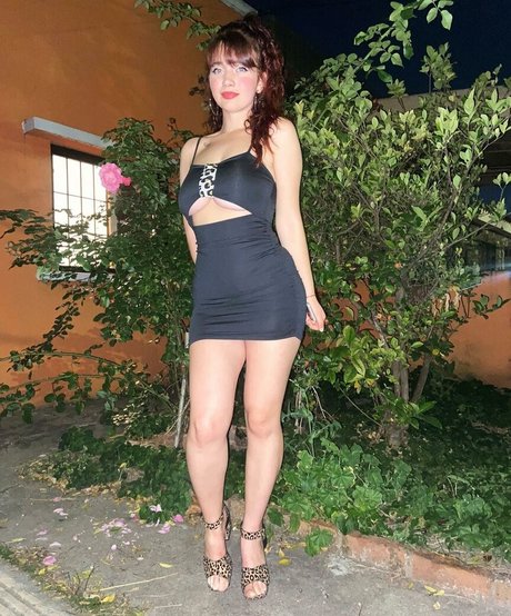 Sabri Silvera nude actress picture