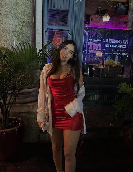 Nglnicole pretty pornstar pictures