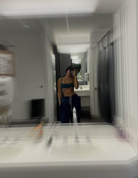 Nglnicole erotic star photos