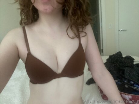 crimsonelectra star naked pics