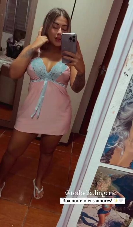 Raquel Vaz star sexy images