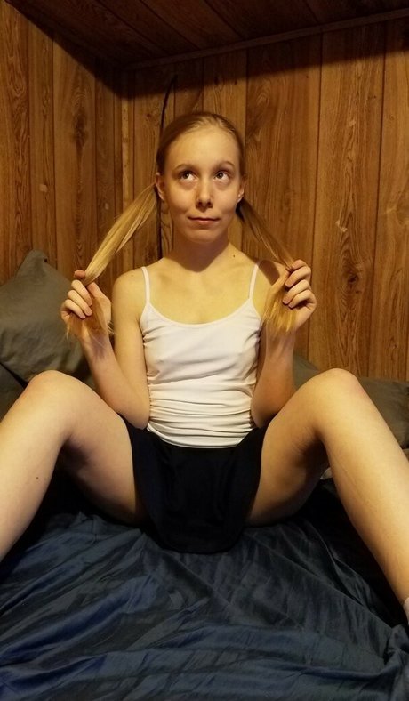 GwenHarveyX50 actress galleries