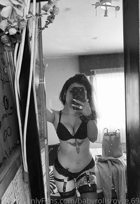 babyrollsroyce 69 star naked image