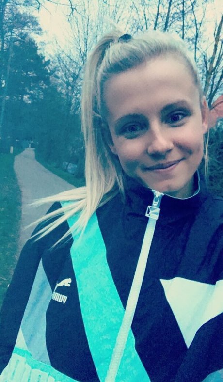 Julia Simic pornstar art image