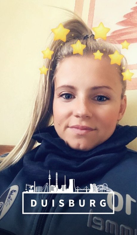 Julia Simic pornstar xxx pic