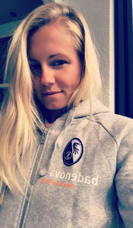 Julia Simic high quality pornstar photos