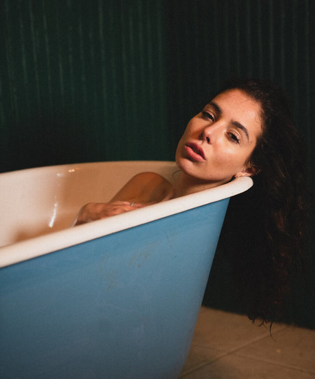 Jjuuulless model pretty galleries