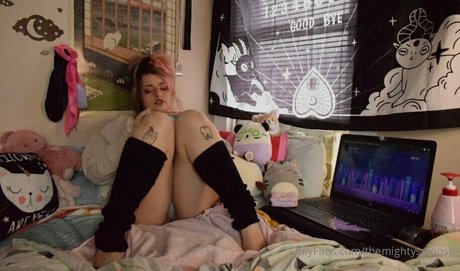 HeyImBabyyy star free img