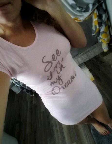 Grabymyneckk pornstar sexy image