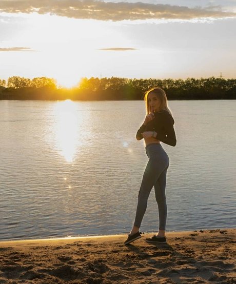 Xxlika model xxx image