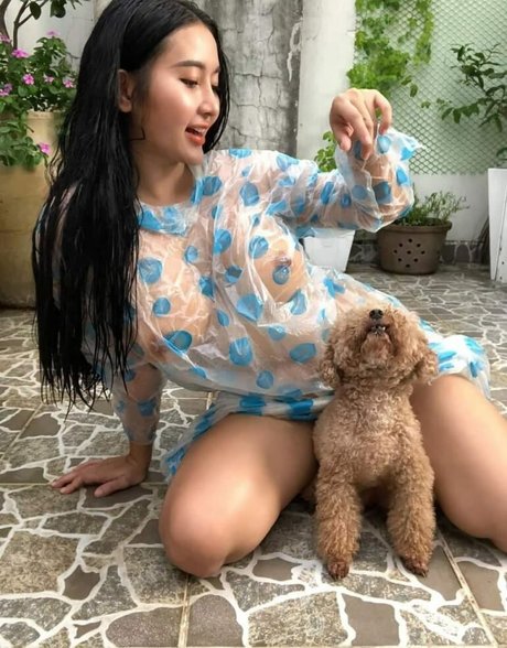 PongKyubi model xxx pictures