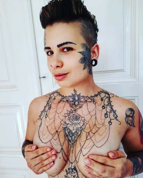 Mira Cuckold erotic star images