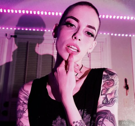 tragic rhiannon star erotic gallery