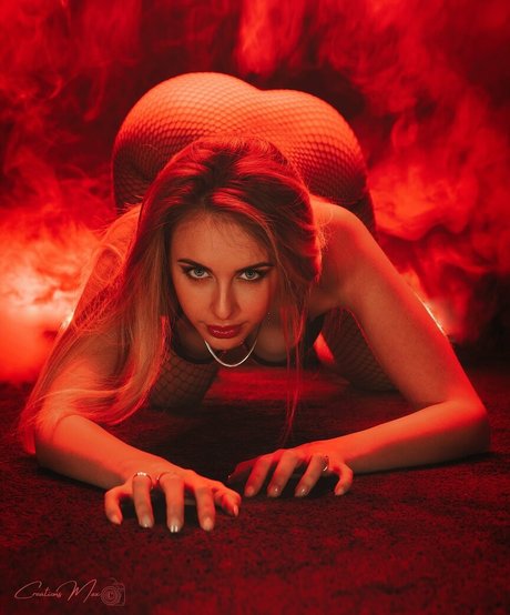 Greta Ray model best image