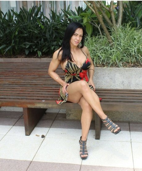 Cat Evans exclusive star pics