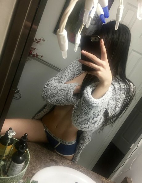 Kristenn exclusive star photos