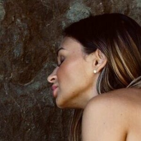 Meganbloomhot model high quality pictures