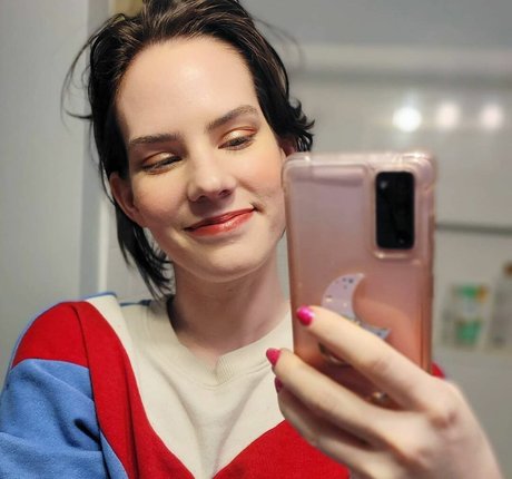 Maggie Mae Fish pornographic model gallery