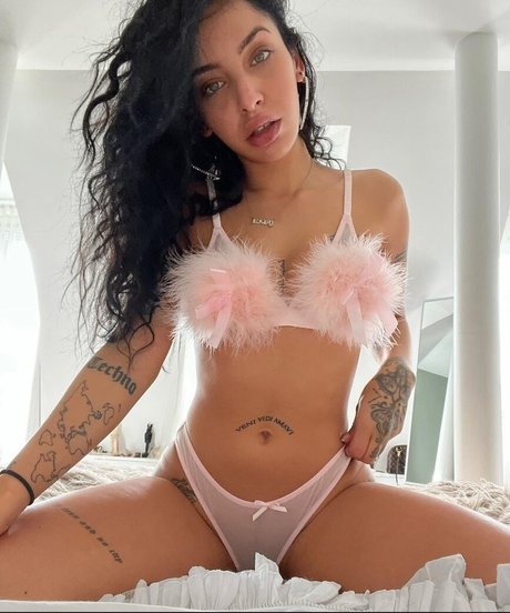 Sara Benamara pornstar art archive