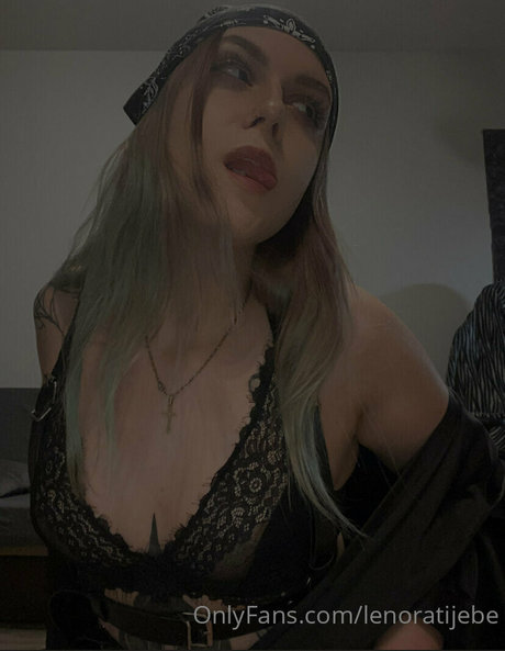 smile onlyfans beautiful nude images